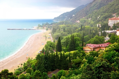 Абхазия, отдыхать там или нет, решать Вам