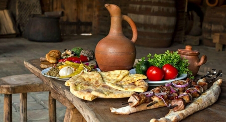 Гастрономические традиции Абхазии: национальная кухня и локальные деликатесы